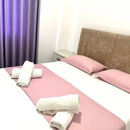 Guest house Shell Golem 1 *