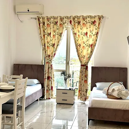 Guest house Shell Golem 1 *