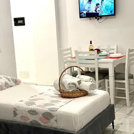 Shell Golem 1 Guest house *